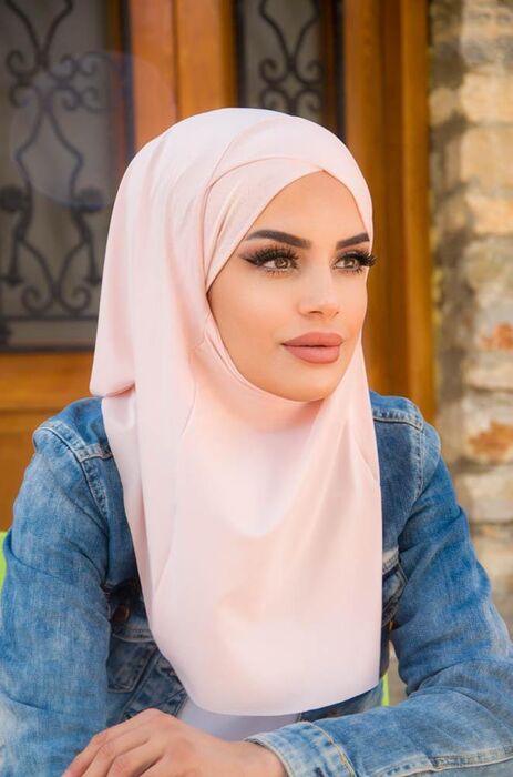 Açık Pudra Çapraz Bantlı Medium Size Hijab - Hazır Şal