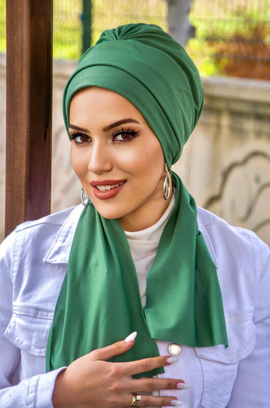 Bahar Yeşili Atkılı Bone