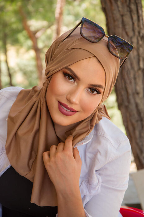 Bej Çapraz Bantlı Medium Size Hijab - Hazır Şal