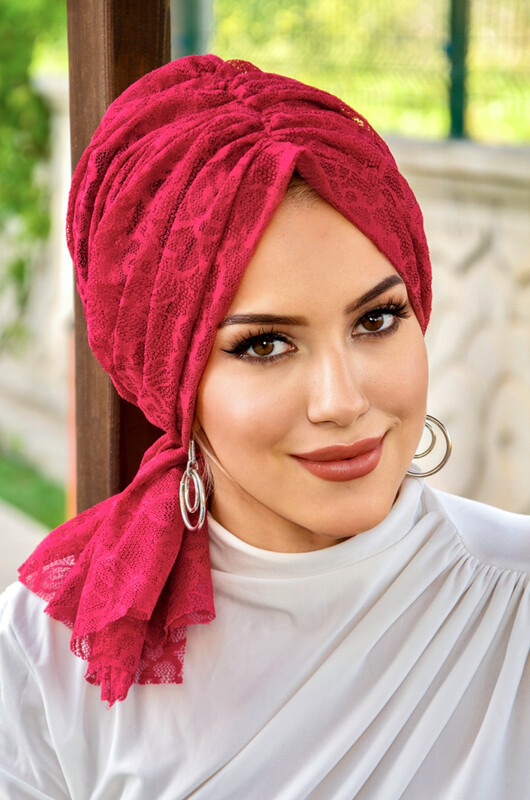 Aişe Tesettür - Bordo Çiçek Dantel Tokalı Bone (1)