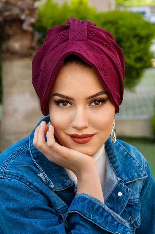 Bordo Kapitone Desenli Tesettür Şapka Bone - Thumbnail