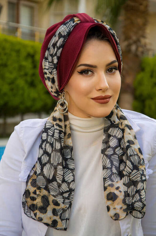 Bordo Leopar Desen Fularlı Şapka Bone