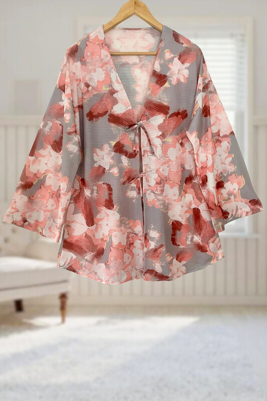  - Gri Pudra Çiçekli Önü Bağlamalı Kimono Tunik / Likralı Yazlık Kumaş 85 cm Boy
