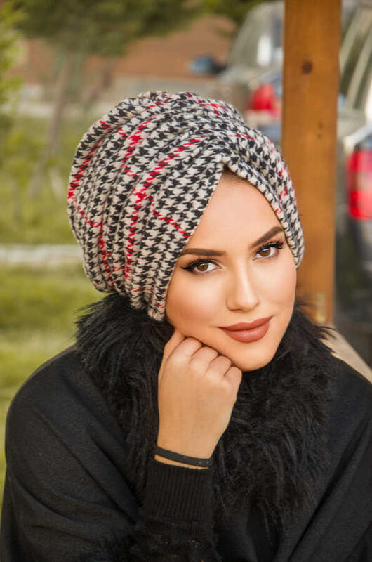 Kazayağı Kırmızı Büzgülü Bone
