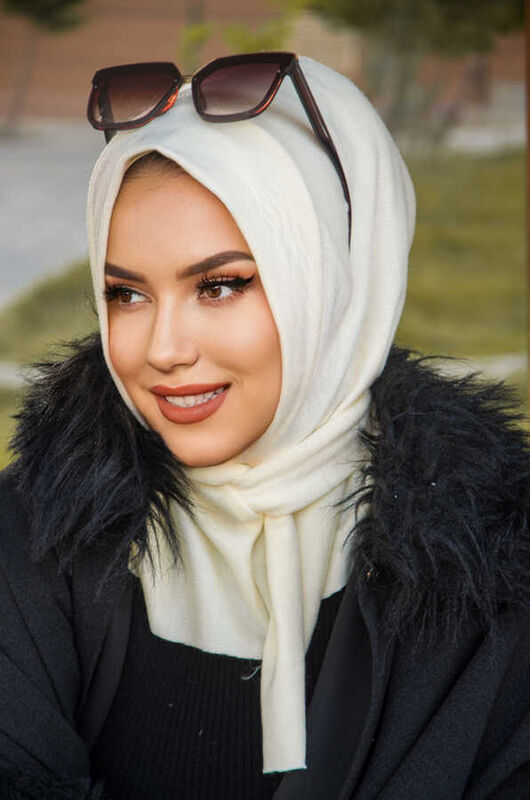Krem Triko Kışlık Hazır Eşarp