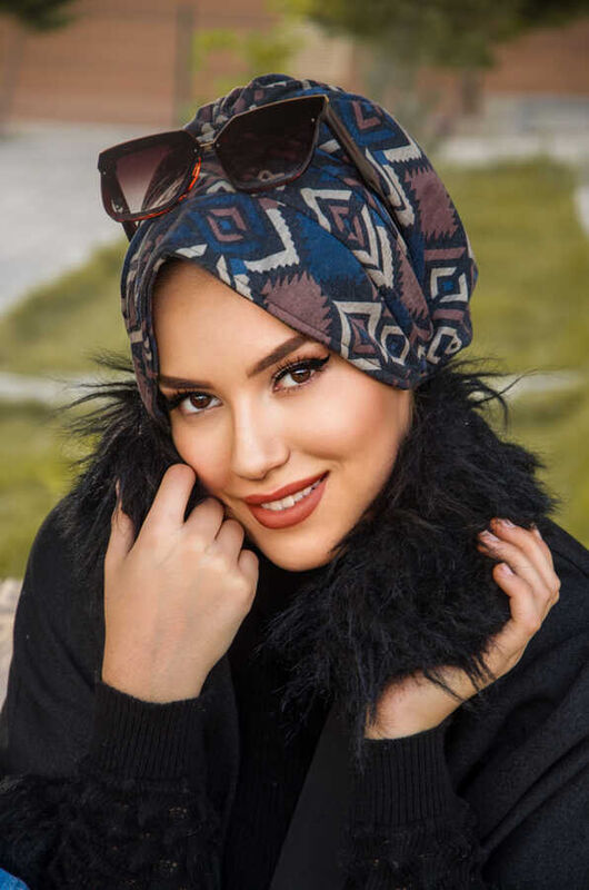 Lacivert Bej Bantlı Şapka Bone