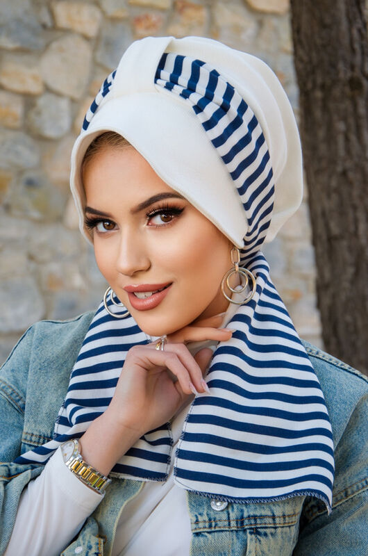 Lacivert Beyaz Desen Fularlı Şapka Bone