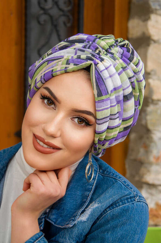 Lila Beyaz Geometrik Desen Tokalı Bone - Thumbnail
