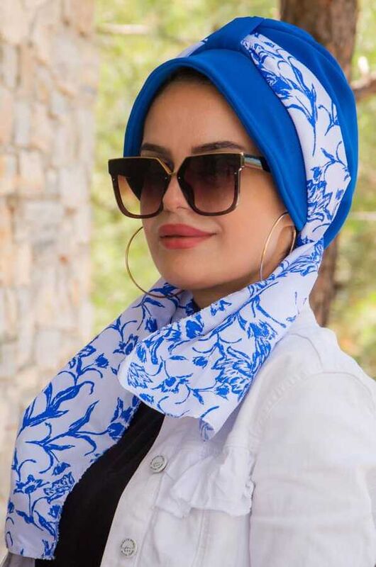 Saks Mavi Çiçek Desenli Şapka Bone