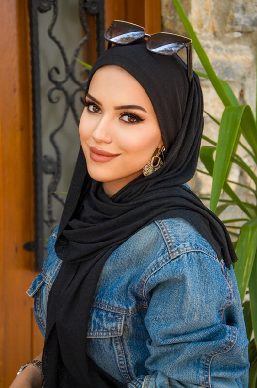 Aişe Tesettür - Siyah Bandana Bone Şal (1)