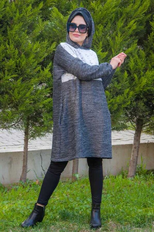 Aişe Tesettür - Siyah Beyaz Spor sweat - 10200 (1)