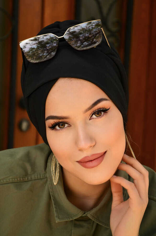 Siyah Çapraz Bantlı Dolgulu Bone - Thumbnail
