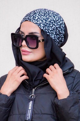 Aişe Tesettür - Siyah Desenli Bandana Hijab - 50102 (1)