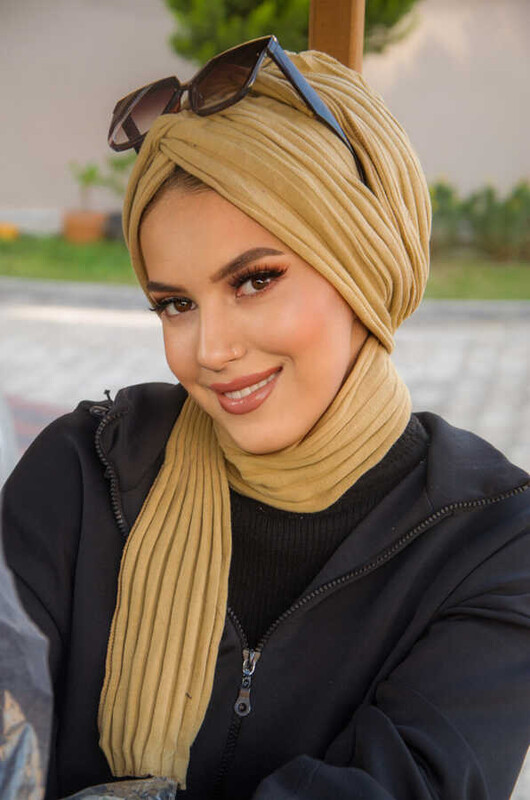  - Soft Yeşil Zincir Bone