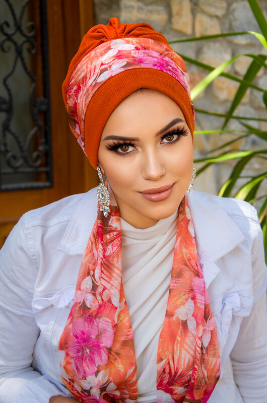 Taba Çiçek Desen Fularlı Bone