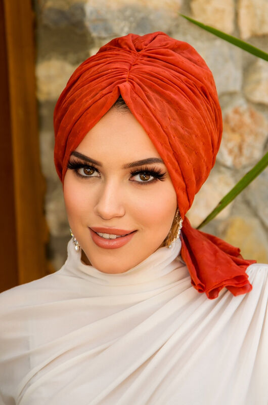 Taba Ponpon Tokalı Bone